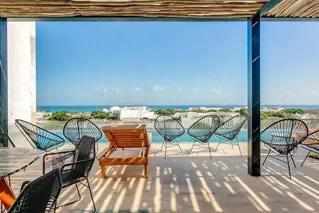 Oceanview Roof Pool With Speakeasy Cafe And Gym Plus Parking Playa del Carmen Apartment