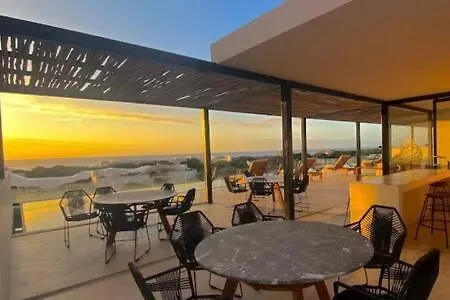 Oceanview Roof Pool With Speakeasy Cafe And Gym Plus Parking Playa del Carmen